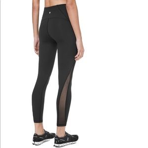 Lululemon Train Times 7/8 length pants sz 4